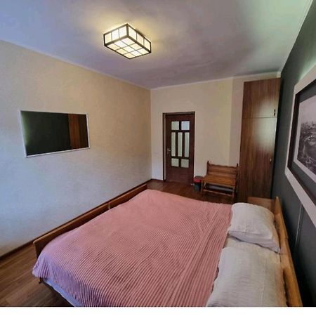 Hrachy Mot Hostel Gyumri Luaran gambar