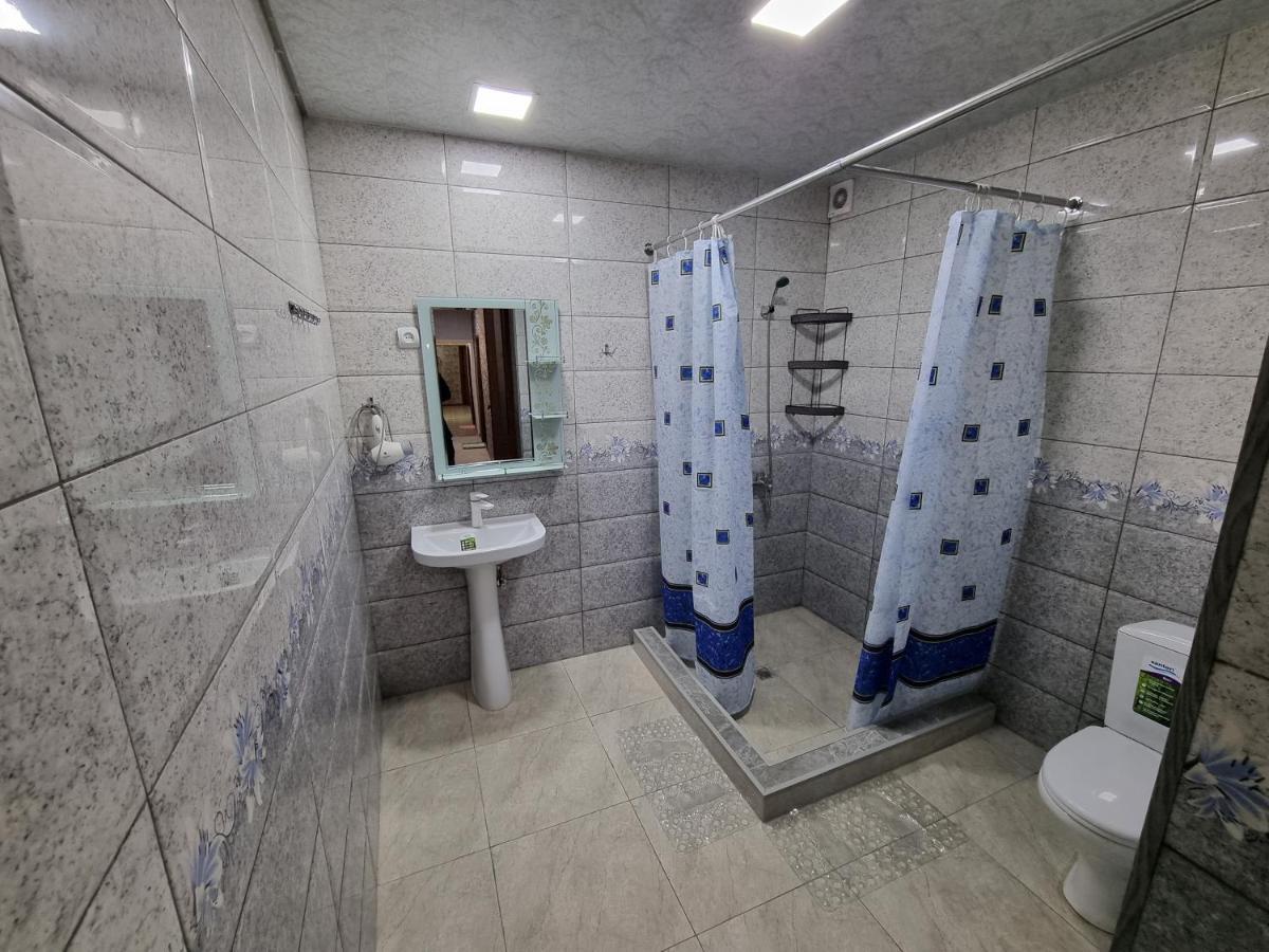 Hrachy Mot Hostel Gyumri Luaran gambar