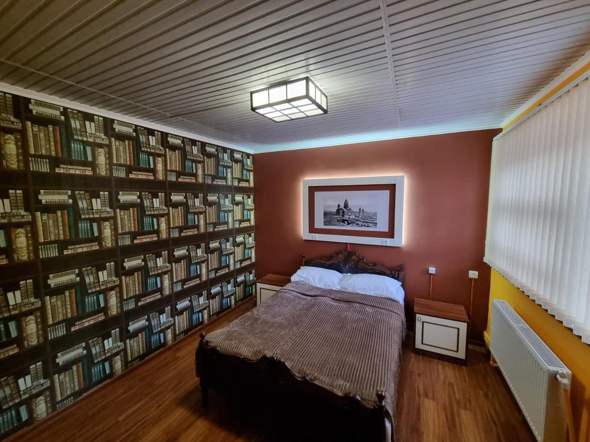 Hrachy Mot Hostel Gyumri Luaran gambar