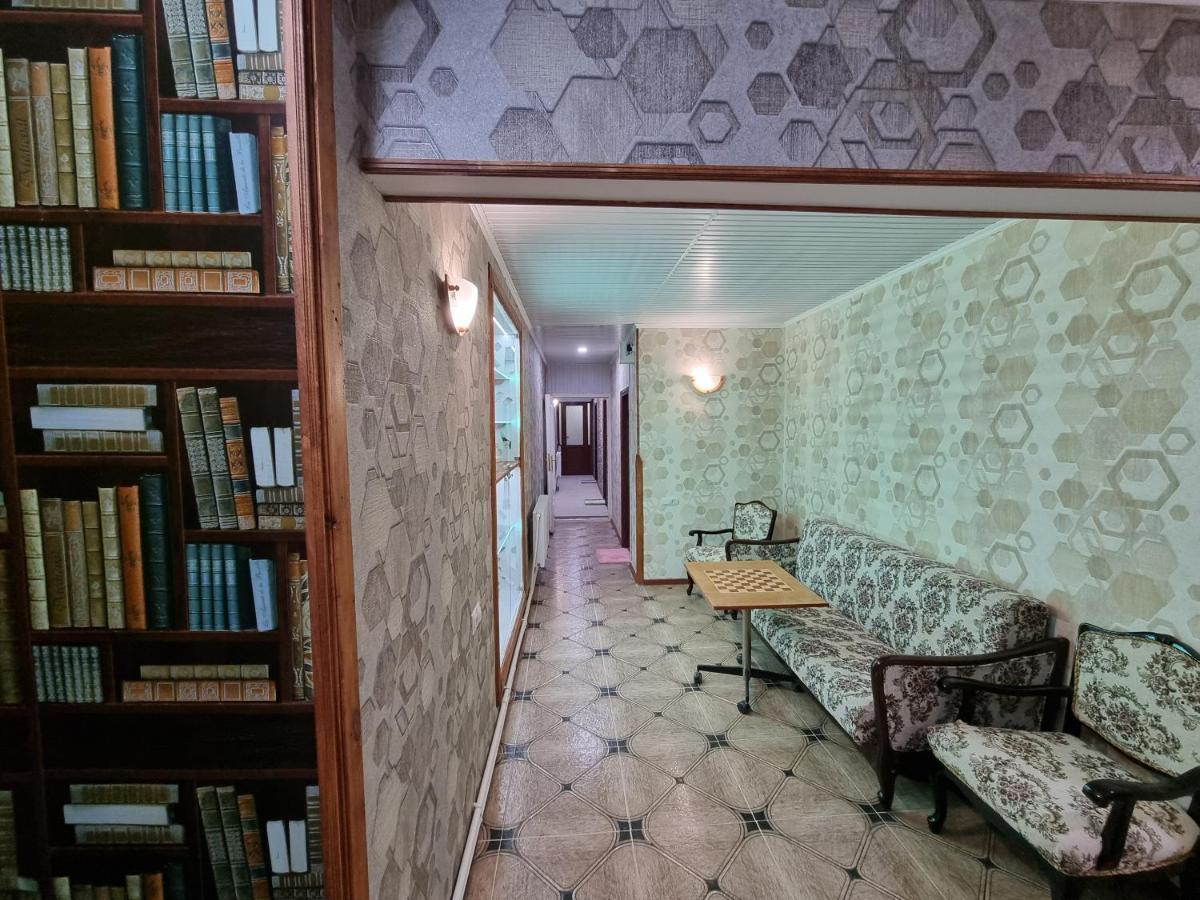 Hrachy Mot Hostel Gyumri Luaran gambar