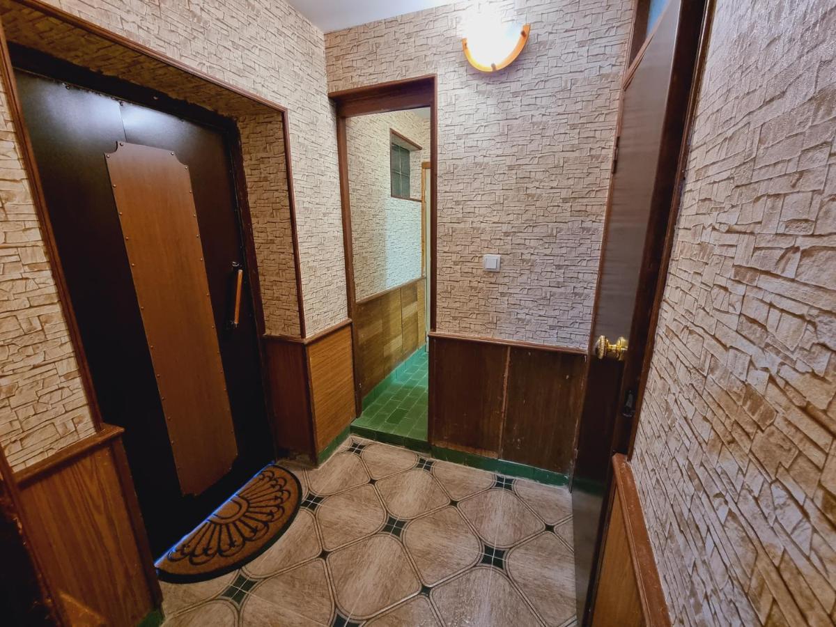 Hrachy Mot Hostel Gyumri Luaran gambar
