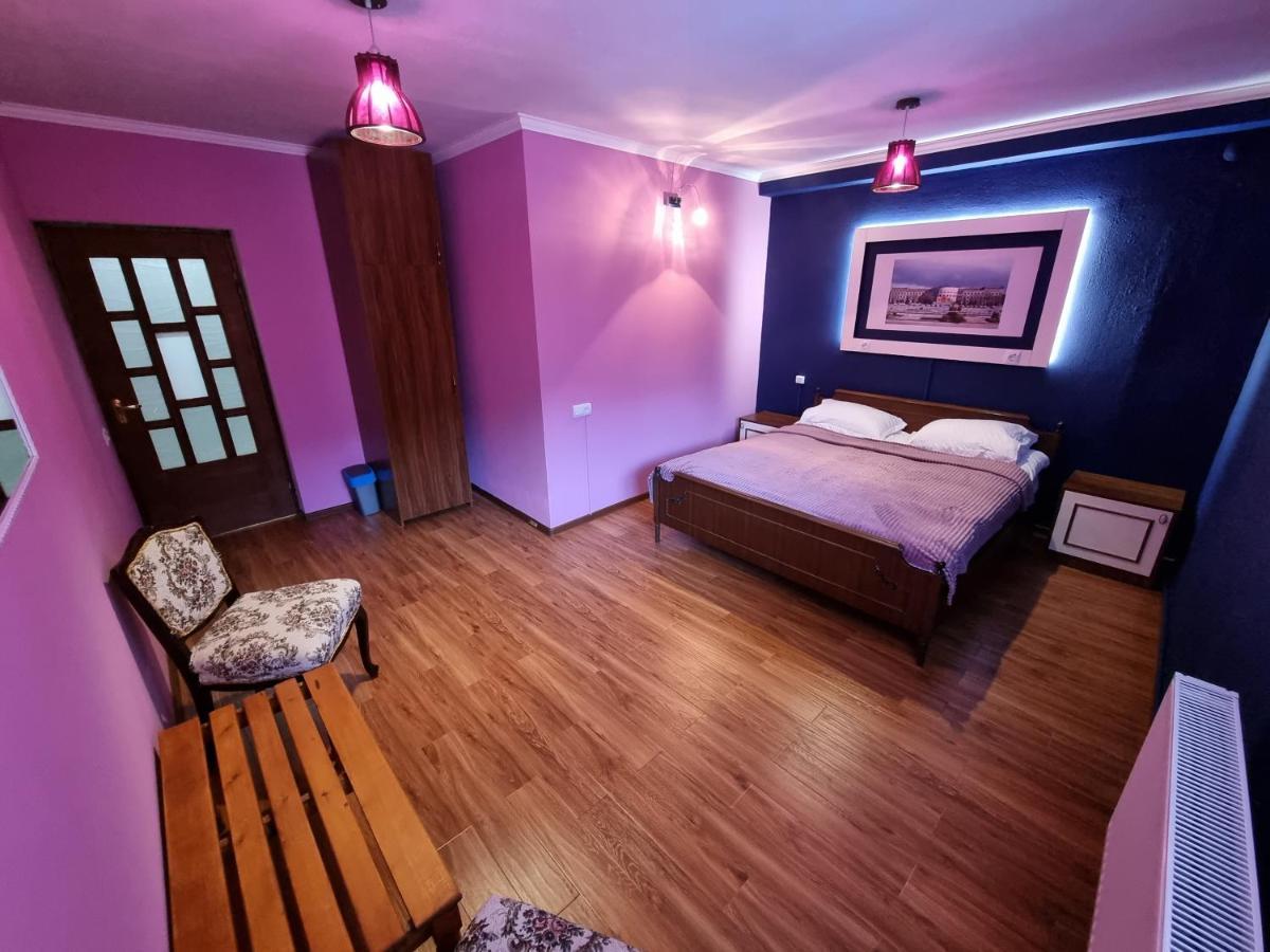 Hrachy Mot Hostel Gyumri Luaran gambar
