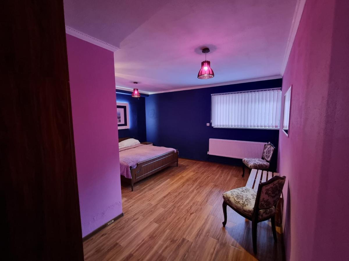 Hrachy Mot Hostel Gyumri Luaran gambar