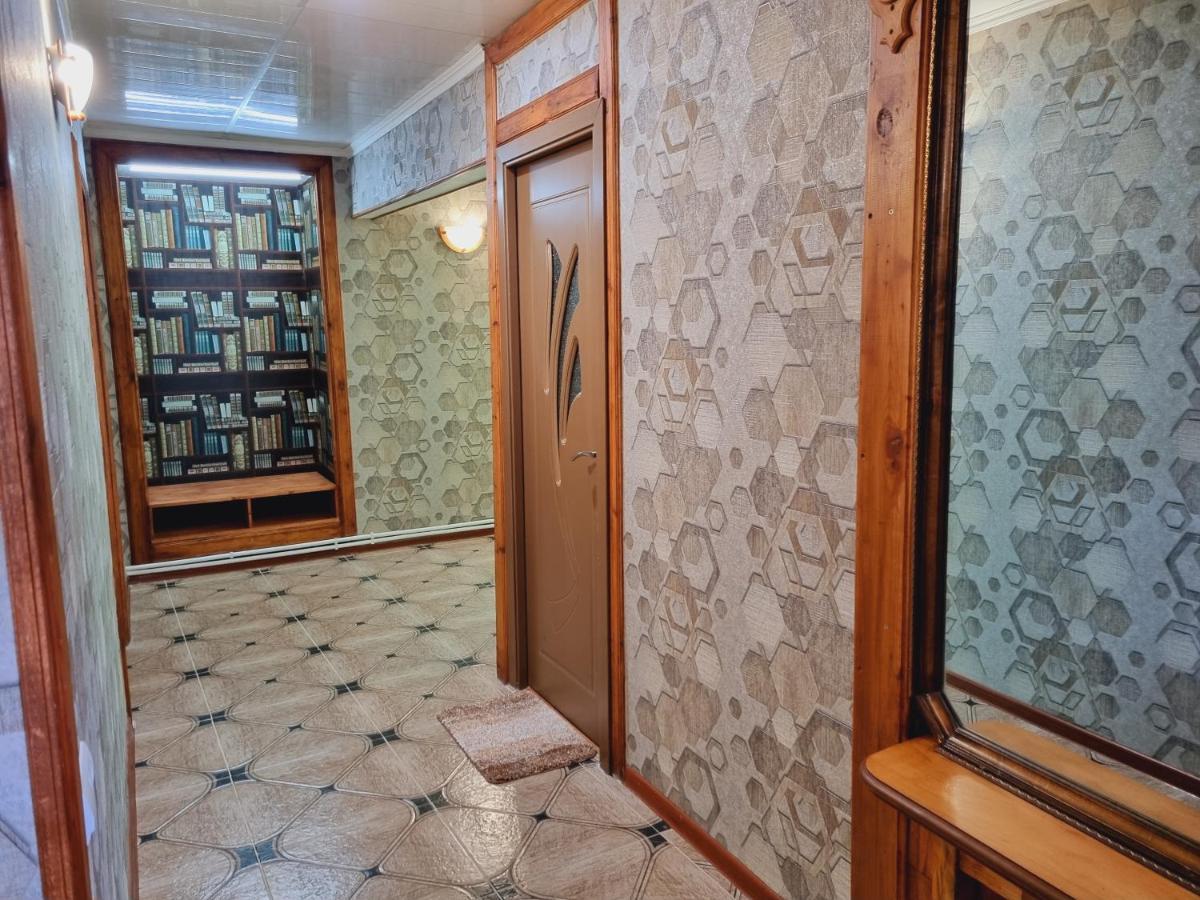 Hrachy Mot Hostel Gyumri Luaran gambar
