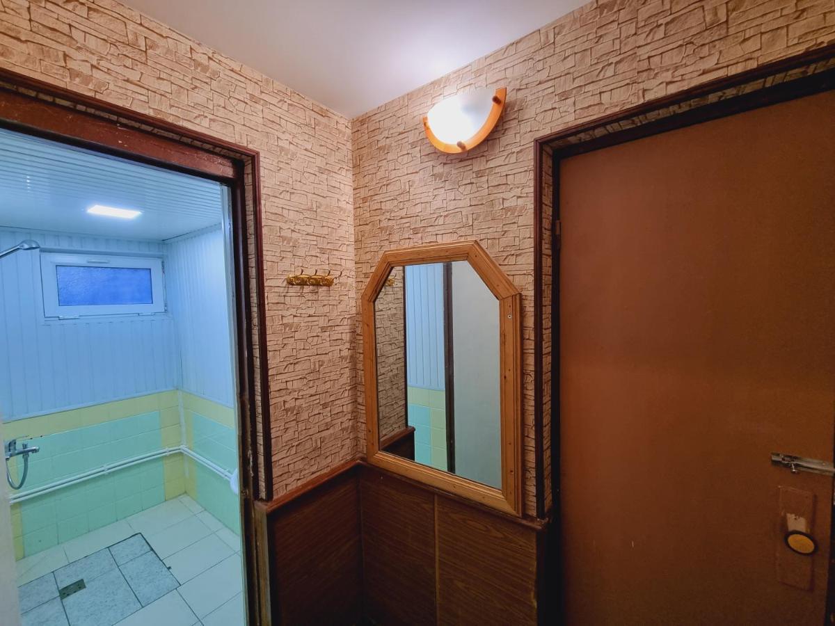 Hrachy Mot Hostel Gyumri Luaran gambar